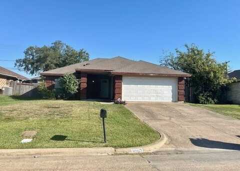 1003 Packard Drive, Arlington, TX 76001