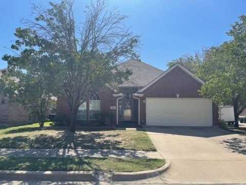 8950 River Trails Boulevard, Fort Worth, TX 76118