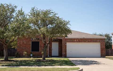 7912 Hidden Path Lane, Denton, TX 76210