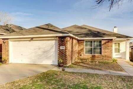 7549 Vanessa Drive, Fort Worth, TX 76112