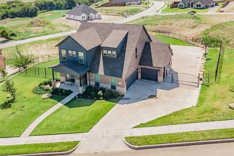 8208 Indian Hills Court, Benbrook, TX 76126