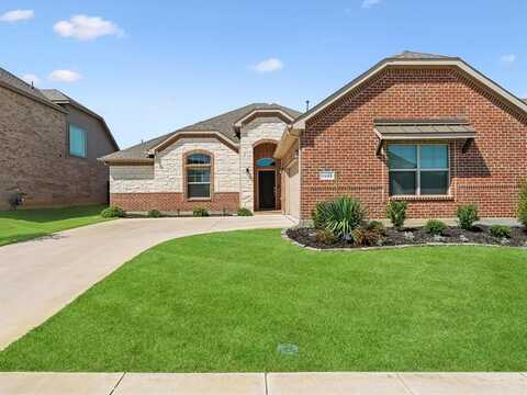 3622 Orchard Street, Grand Prairie, TX 76065