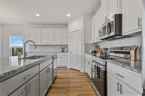 428 Cirrus Circle, Muenster, TX 76252