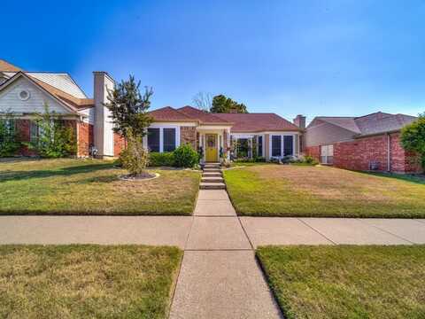 1492 Summers Drive, Cedar Hill, TX 75104