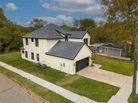 224 Live Oak Lane, Weatherford, TX 76086