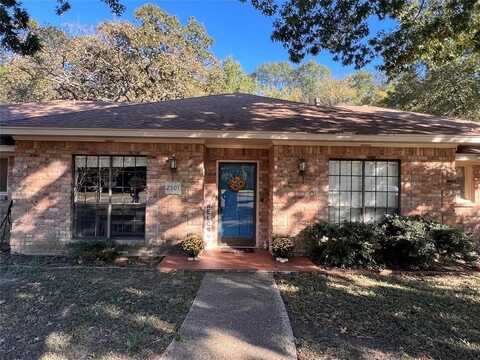 2501 Linda Circle, Corsicana, TX 75110