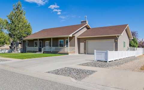 926 33rd St, Cody, WY 82414