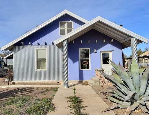 803 N Gonzales St, Marfa, TX 79843