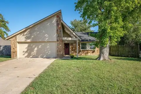 10612 Ricky Lane, Midwest City, OK 73130