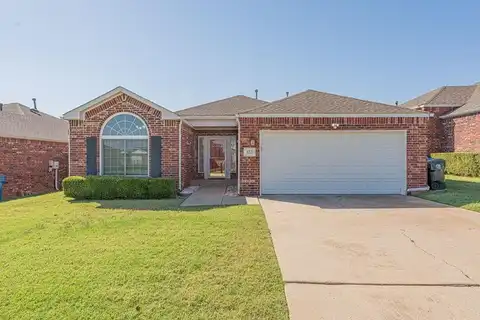 133 Bradford Place, Midwest City, OK 73130