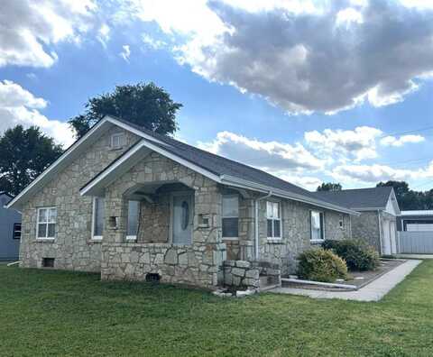 303 S Hwy 270, Calumet, OK 73014