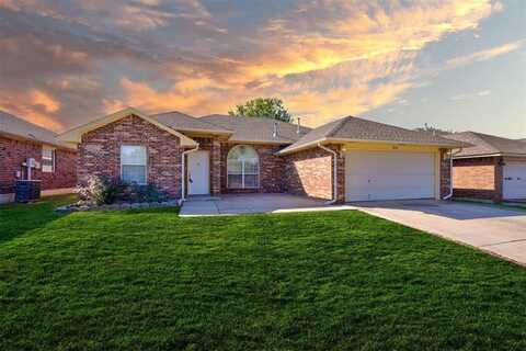 320 SW 40th Street, Moore, OK 73160