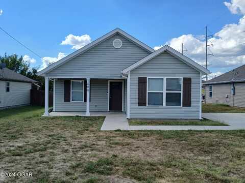 2606 S Moffet Avenue, Joplin, MO 64804