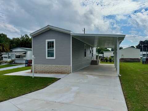 956 North Colonial Circle, Daytona Beach, FL 32117