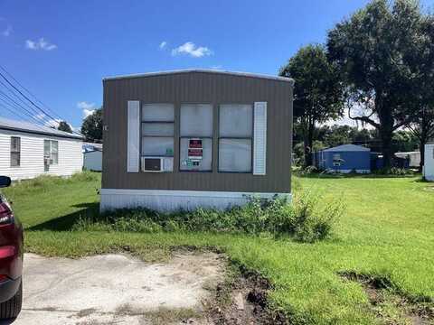 18 Tower Manor Cir E, Auburndale, FL 33823