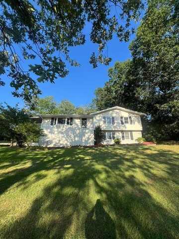 237 Pineridge Dr, Gadsden, AL 35904