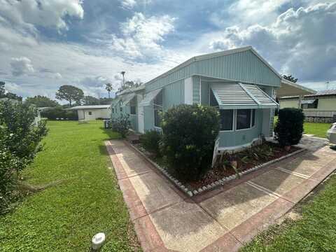 125 Zinnia Drive, Fruitland Park, FL 34731