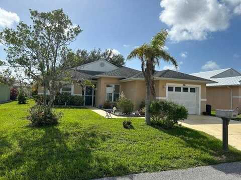 6627 Picante Cir, Fort Pierce, FL 34951