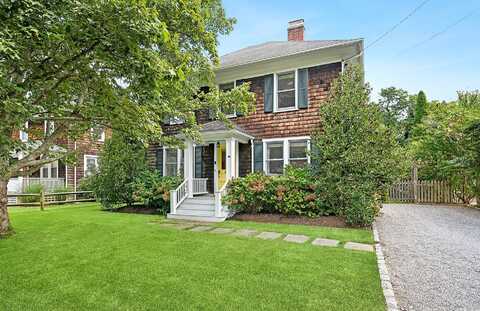 86 Hildreth Street, Southampton, NY 11968