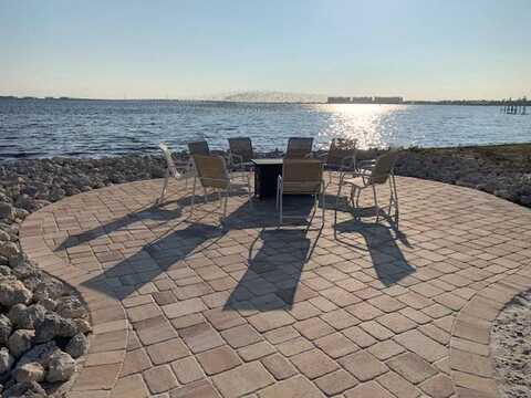 4266 Redfish Way, Punta Gorda, FL 33980