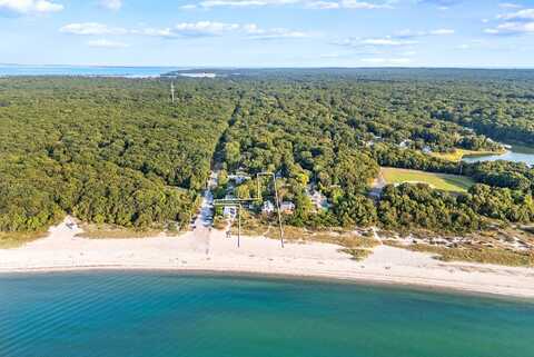 6 Gallatin Lane, East Hampton, NY 11937