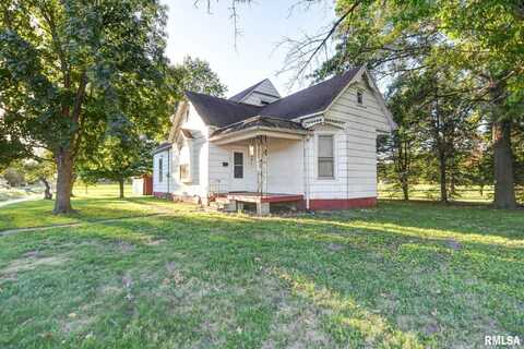 101 W CHEROKEE Street, Morrisonville, IL 62546