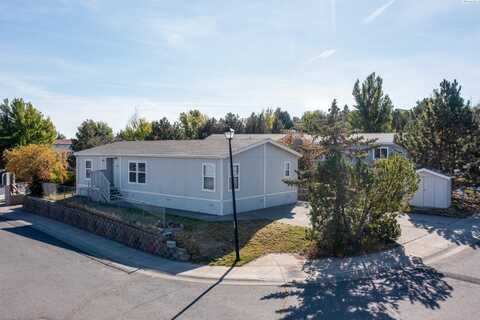 255 NW Golden Hills #59, Pullman, WA 99163