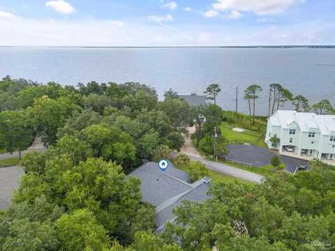 16253 North Shore Dr, Pensacola, FL 32507