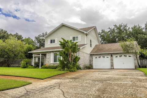 840 Linda Dr, Mary Esther, FL 32569