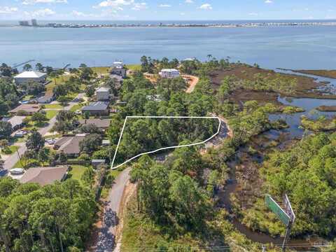 7918 Newport St, Navarre, FL 32566