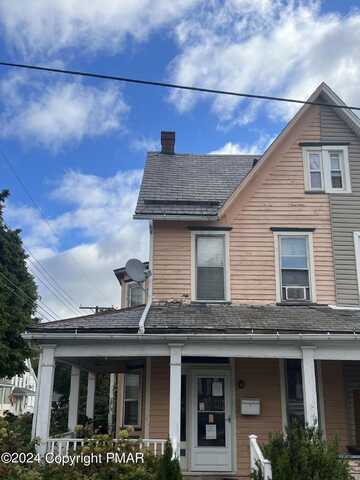 214 N Schanck Avenue, Pen Argyl, PA 18072