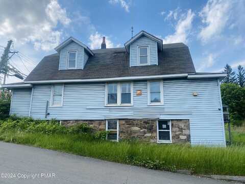 11 Sterling Road, Mount Pocono, PA 18344