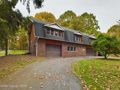 1584 W Mountain Lake Drive, Bear Creek Township, PA 18702