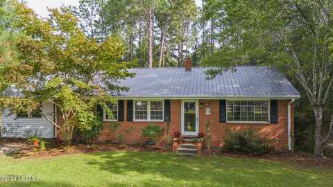 350 E Chicago Avenue, Pinebluff, NC 28373