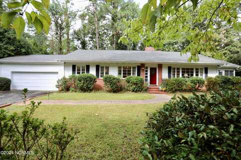 230 Pinegrove Road, Southern Pines, NC 28387