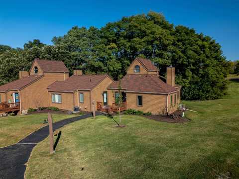 10 Farmstead, GALENA, IL 61036