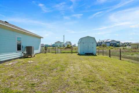 1526 S Pearl St, ROCKPORT, TX 78382