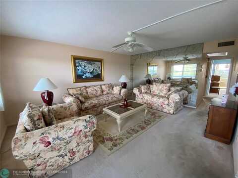 4101 Oakridge V, Deerfield Beach, FL 33442