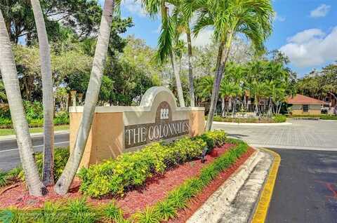 834 NW 91st Ter, Plantation, FL 33324