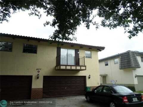 8877 NW 28th Dr, Coral Springs, FL 33065