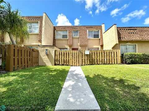 3721 NW 95th Ter, Sunrise, FL 33351