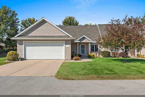 1652 REMINGTON RIDGE Way, DE PERE, WI 54115