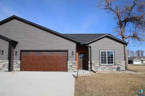 4537 W Graceland Pl, Sioux Falls, SD 57106