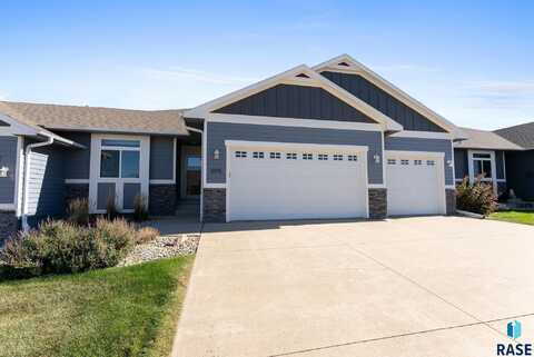 5915 W Yukon Trl, Sioux Falls, SD 57107