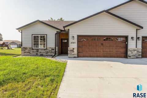 4507 W Graceland Pl, Sioux Falls, SD 57106