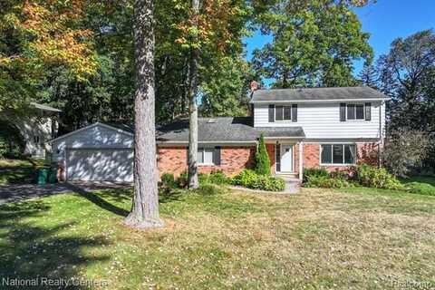 5662 WARBLER Drive, Clarkston, MI 48346