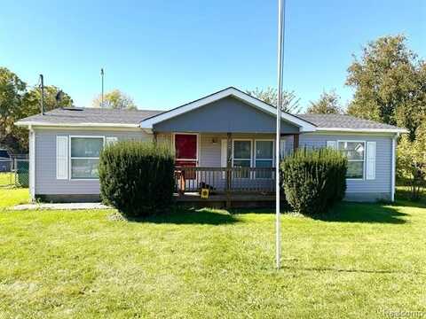 2140 S DYE Road, Flint, MI 48532