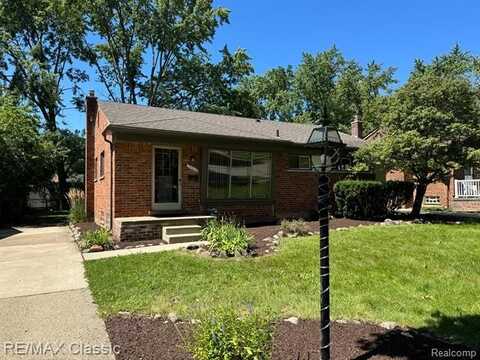 24019 COLCHESTER Drive, Farmington, MI 48336