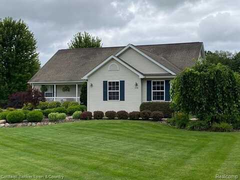 4920 N HIDDEN HILLS Circle E, Howell, MI 48855