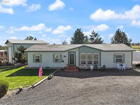 321 S WAYNE R RD, Tygh Valley, OR 97063